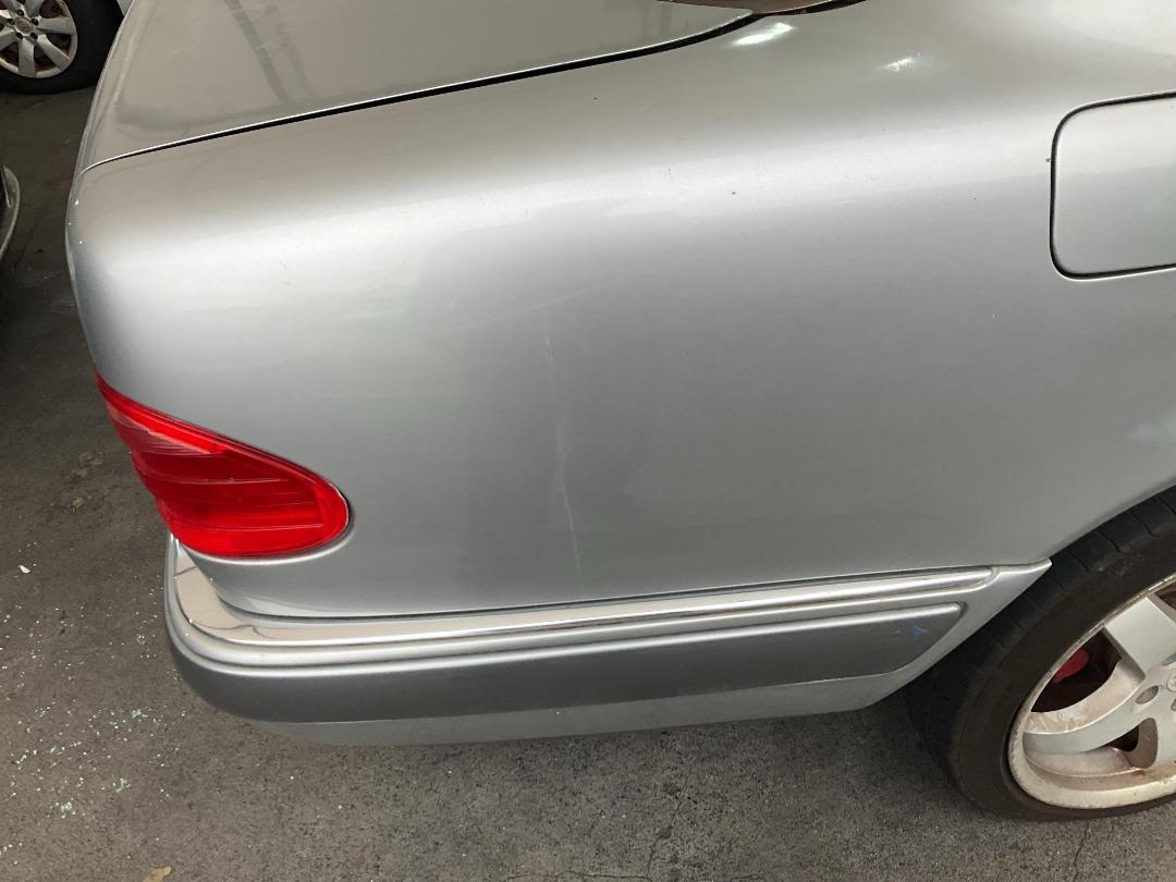 Photo '26' of Mercedes-Benz E200