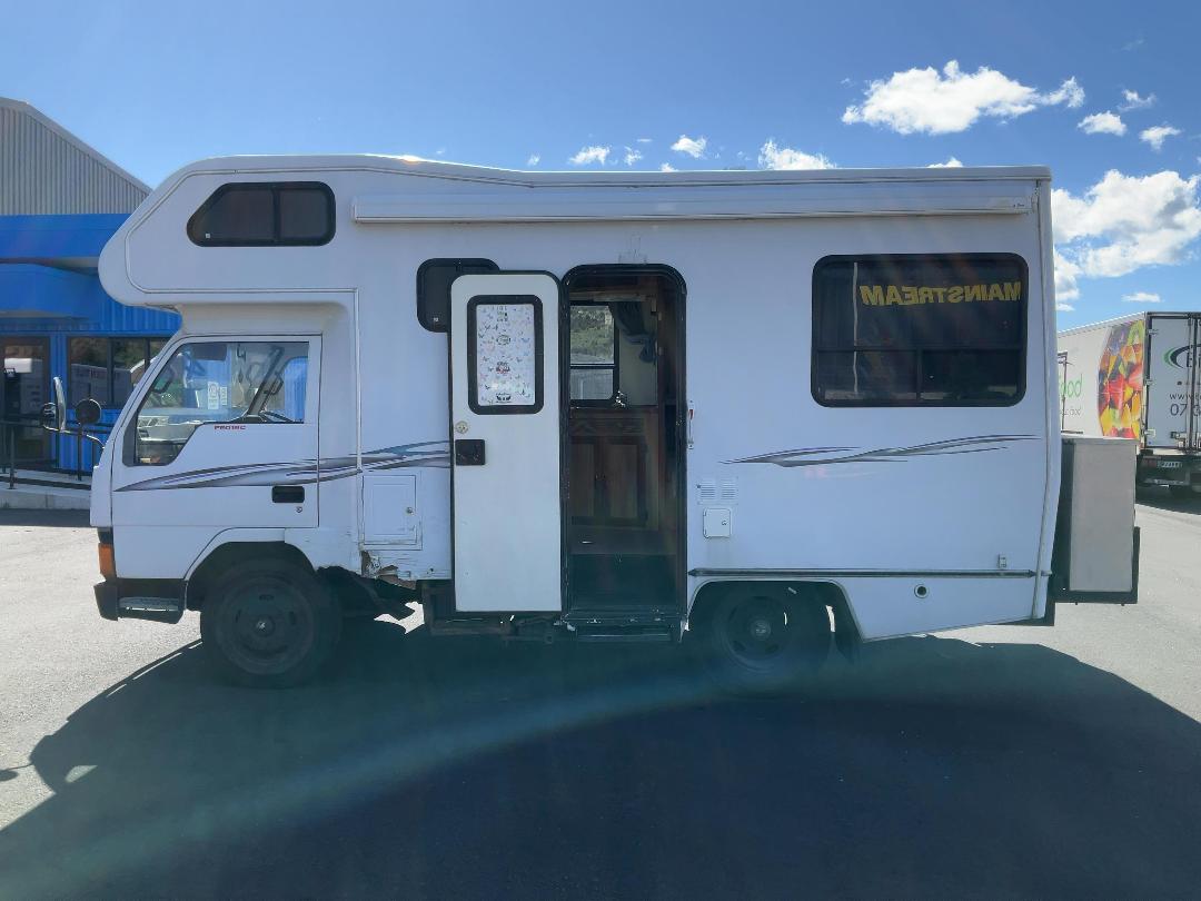 Photo '6' of Mitsubishi Canter FE091C Camper VAN Motorhome