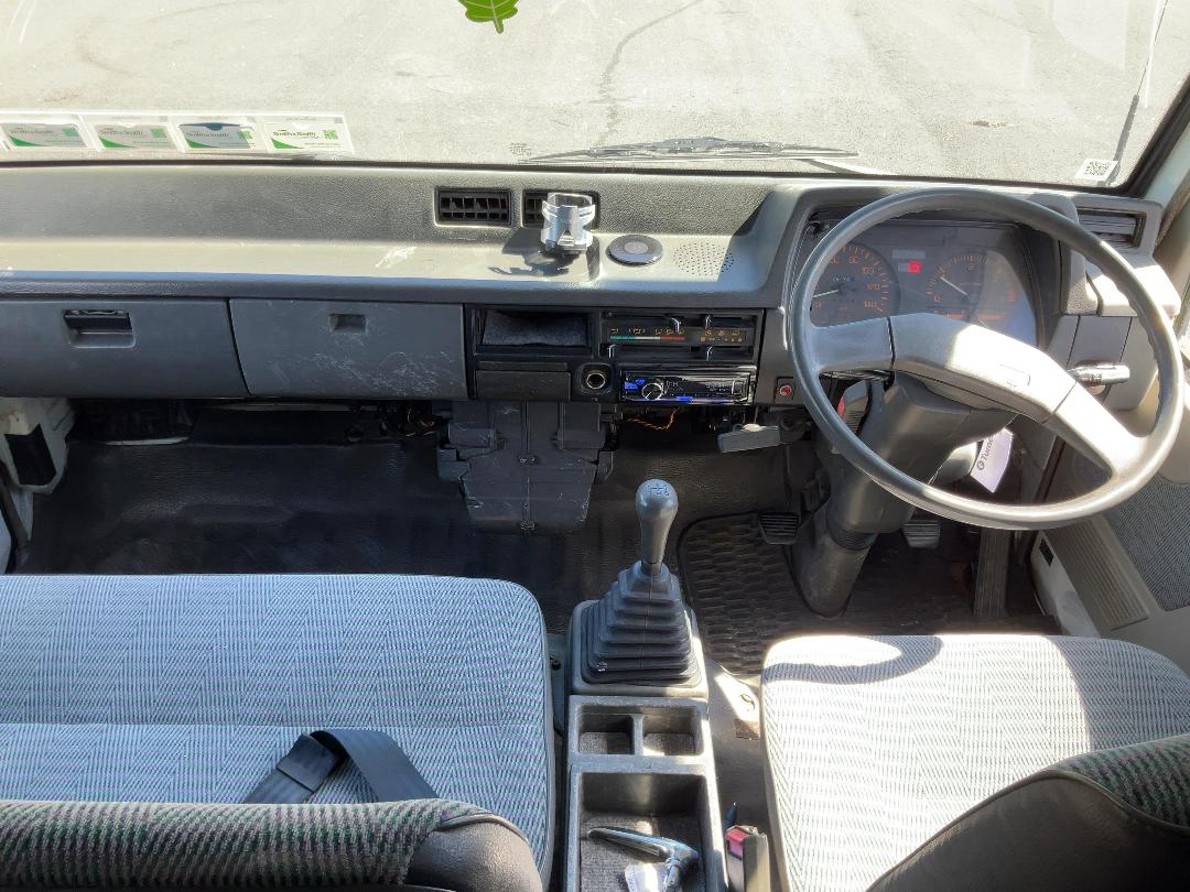 Photo '13' of Mitsubishi Canter FE091C Camper VAN Motorhome