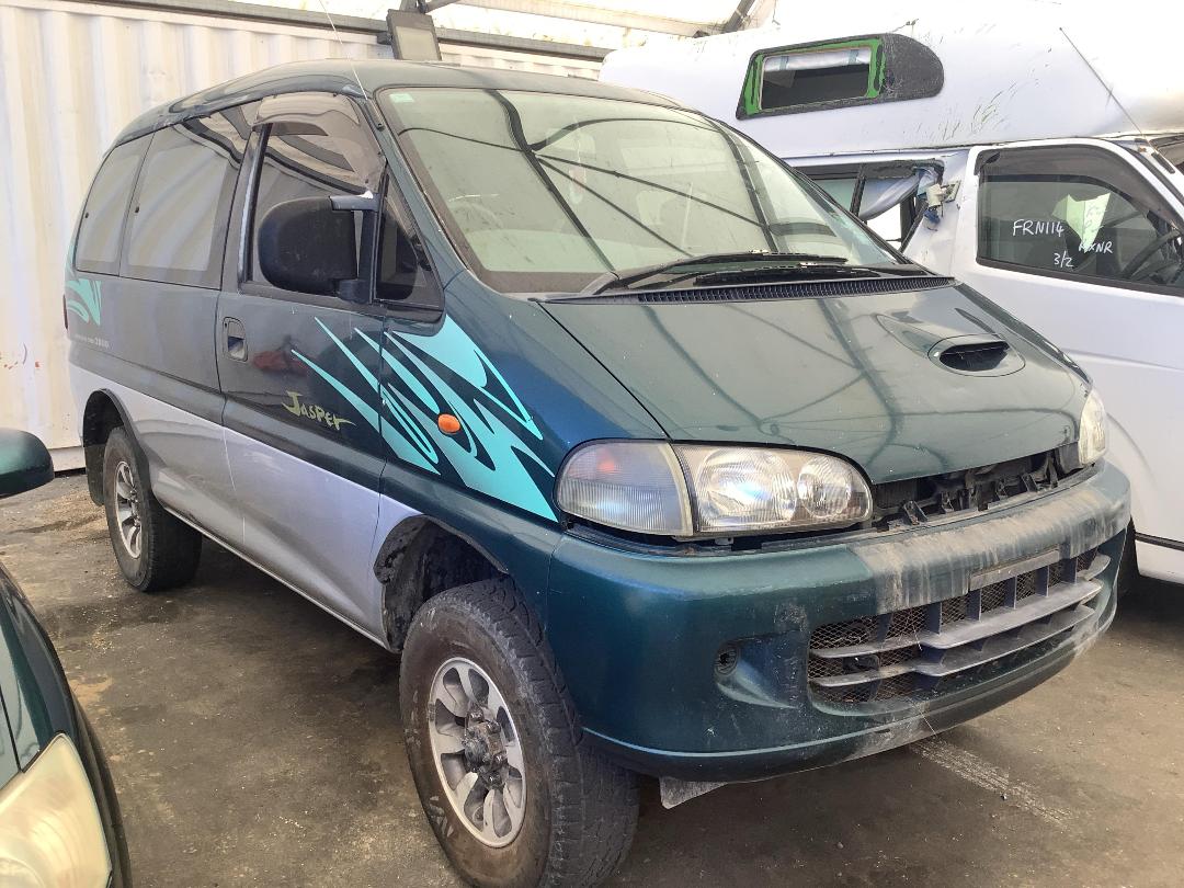 Photo '4' of Mitsubishi Delica Space Gear Photo '4' of Mitsubishi Delica Space Gear