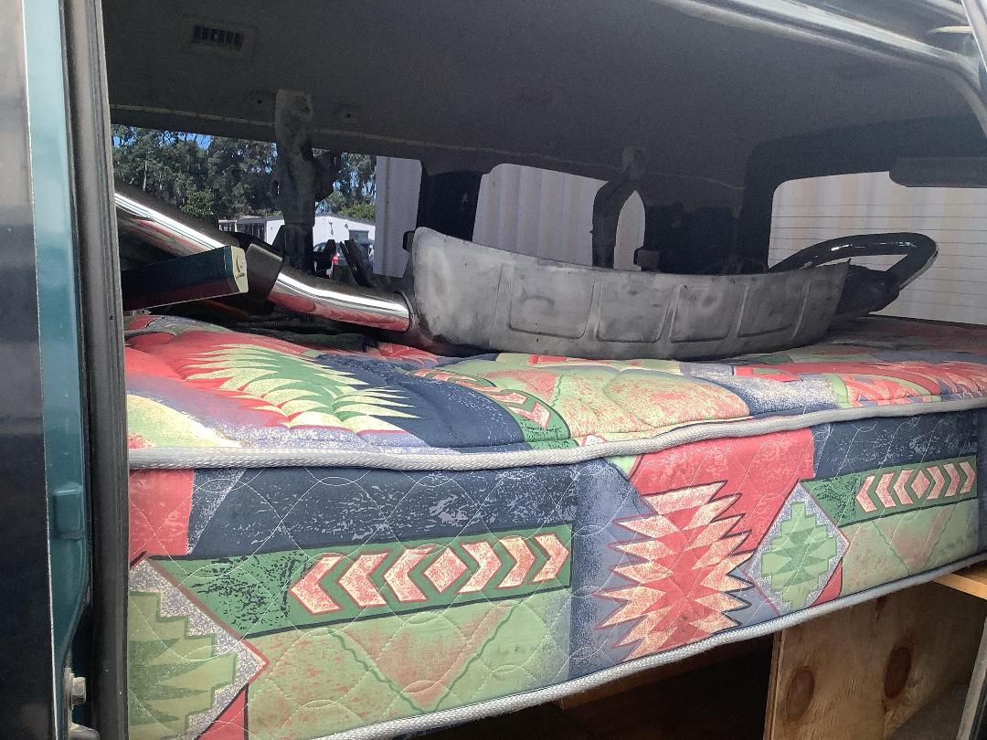 Photo '10' of Mitsubishi Delica Space Gear Photo '10' of Mitsubishi Delica Space Gear