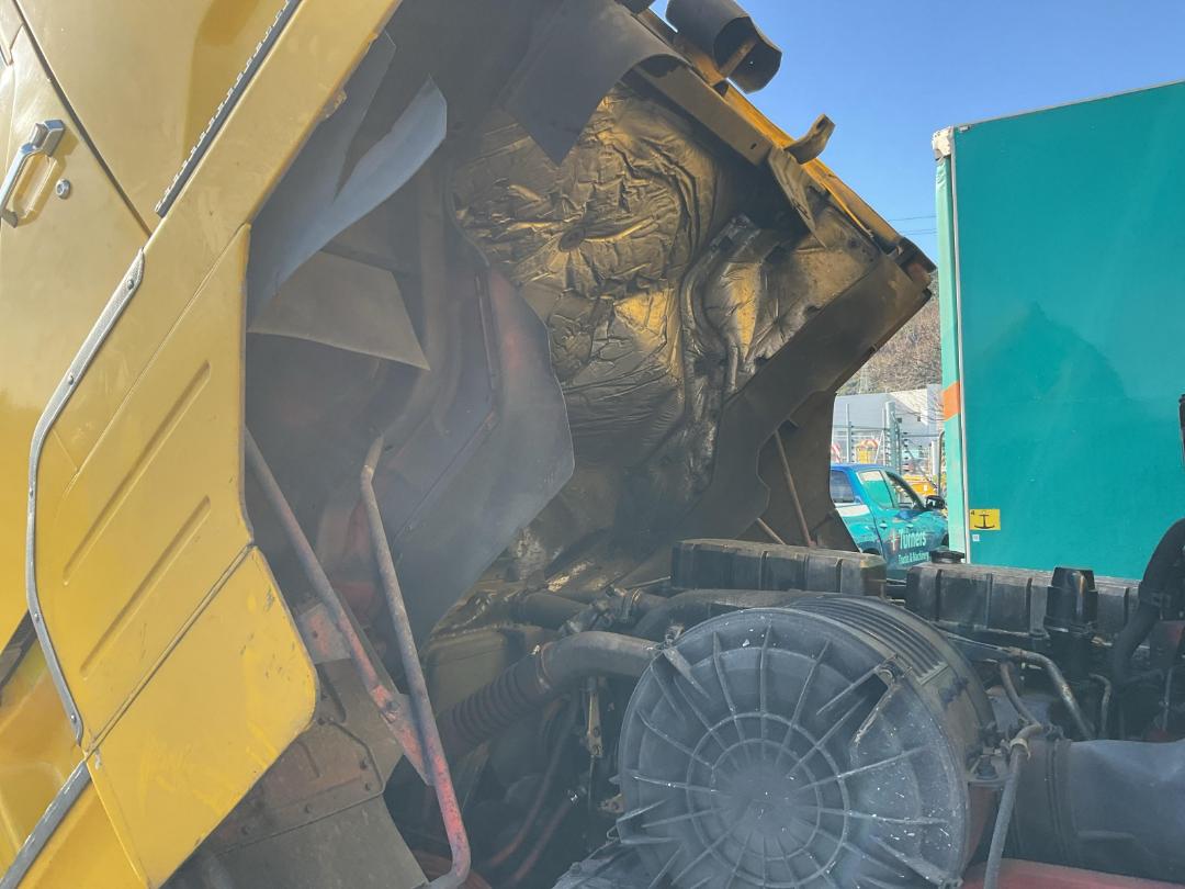 Photo '14' of Mitsubishi Fuso FS410US Curtainsider