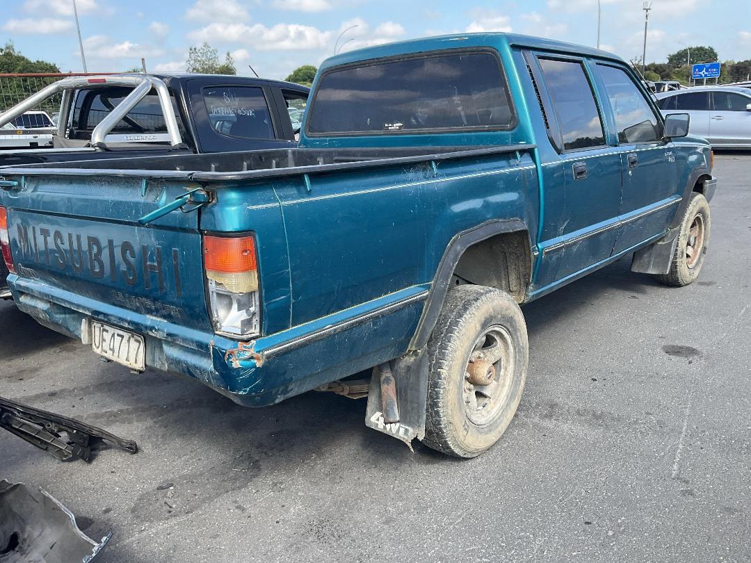 Photo '4' of Mitsubishi L200 T Dcab Photo '4' of Mitsubishi L200 T Dcab