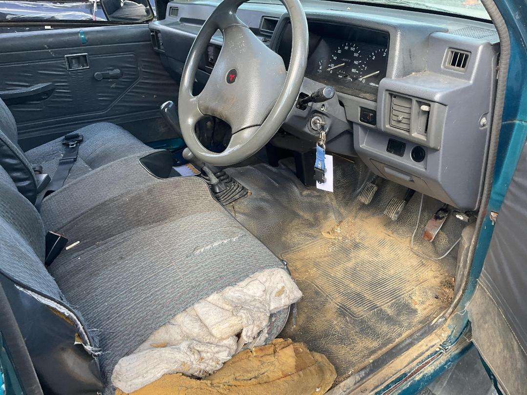 Photo '13' of Mitsubishi L200 T Dcab Photo '13' of Mitsubishi L200 T Dcab