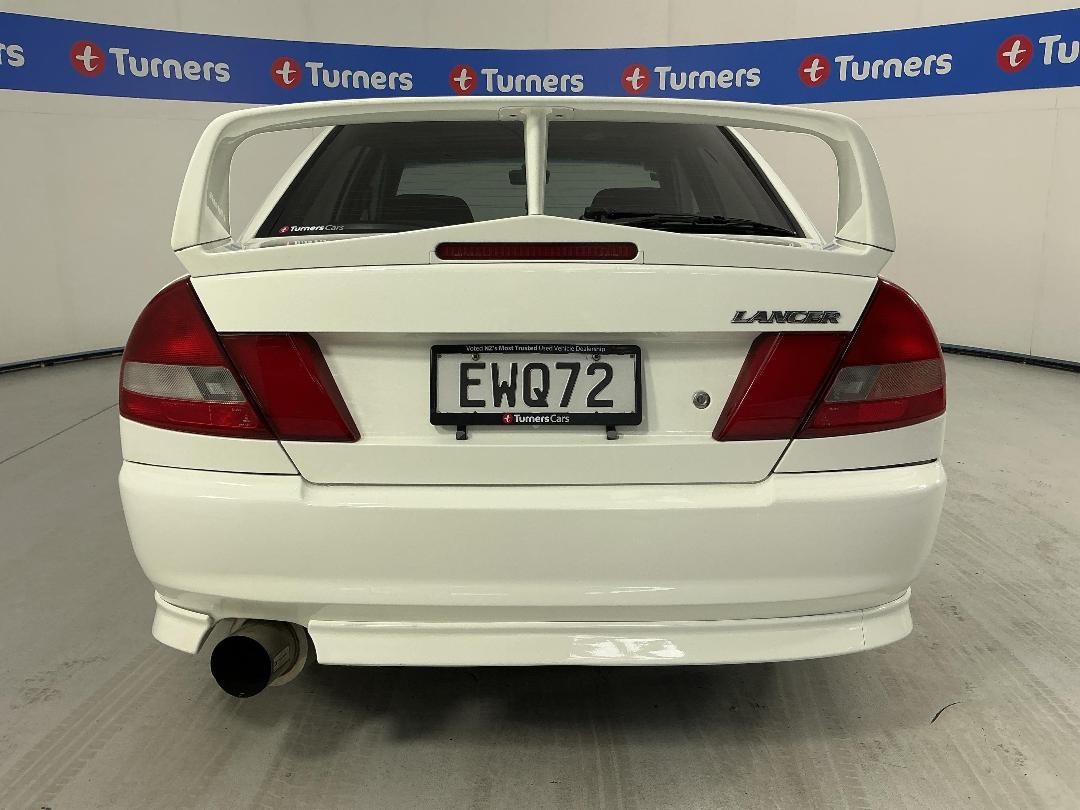 Photo '6' of Mitsubishi Lancer