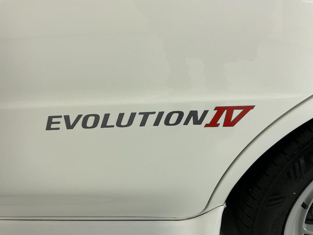 Photo '29' of Mitsubishi Lancer