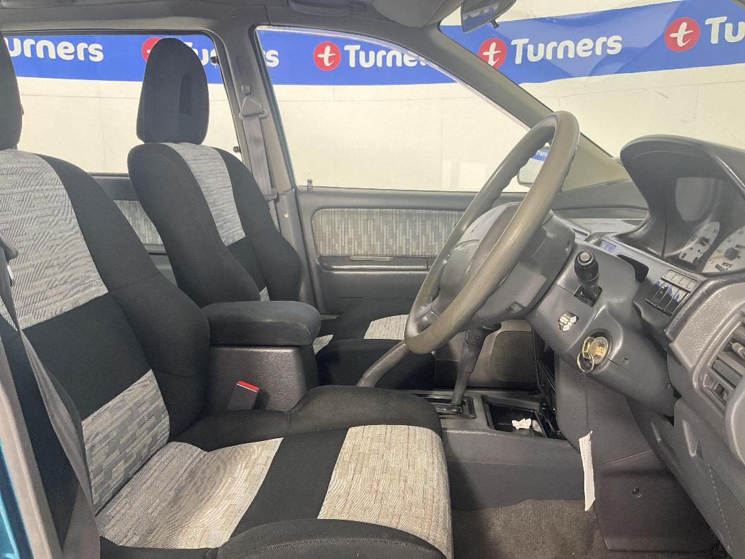 Photo '16' of Mitsubishi RVR Photo '16' of Mitsubishi RVR