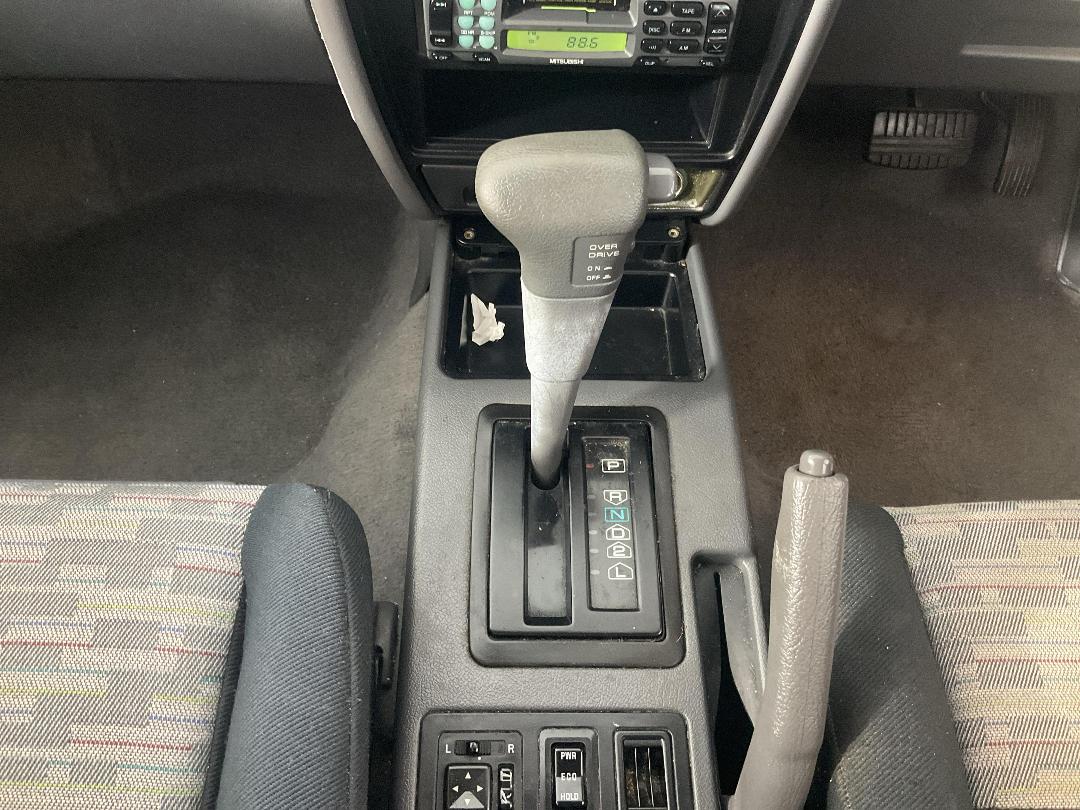 Photo '18' of Mitsubishi RVR Photo '18' of Mitsubishi RVR