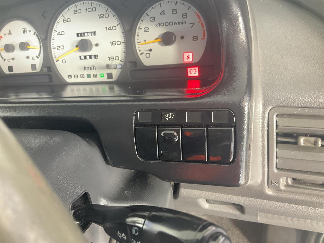 Photo '26' of Mitsubishi RVR Photo '26' of Mitsubishi RVR