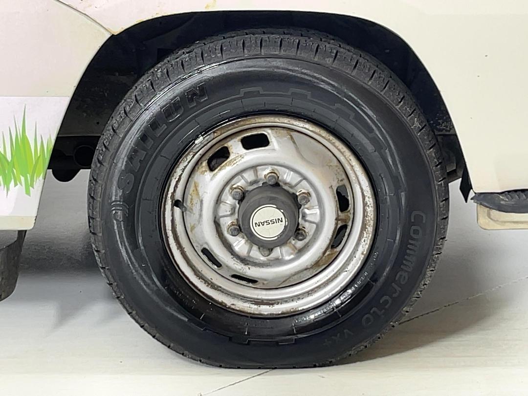 Photo '9' of Nissan Caravan