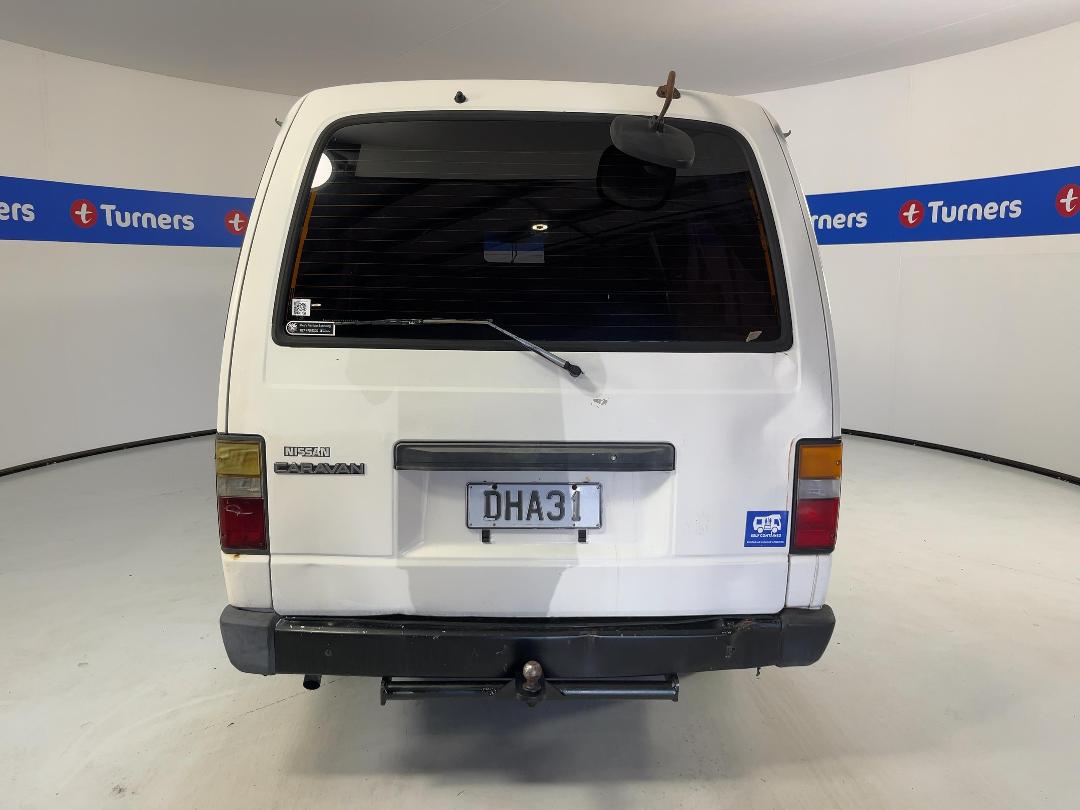 Photo '6' of Nissan Caravan