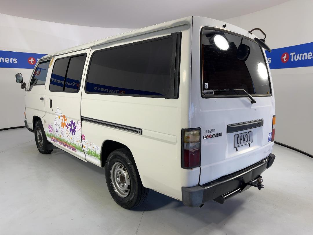Photo '5' of Nissan Caravan