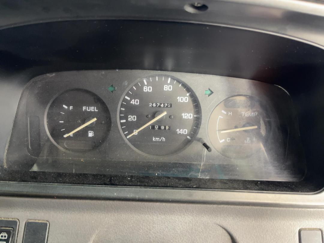 Photo '18' of Nissan Caravan