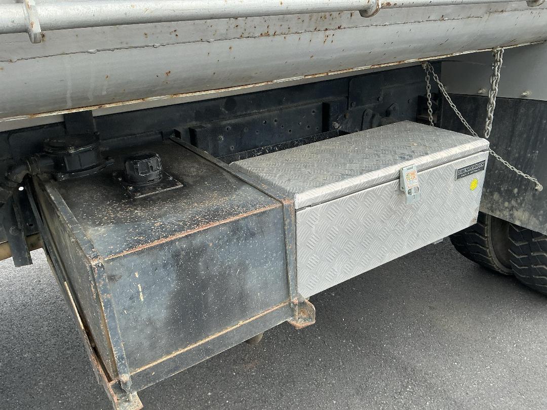 Photo '26' of Nissan Diesel CP210 SWB 10SPD 4X2 Tipper