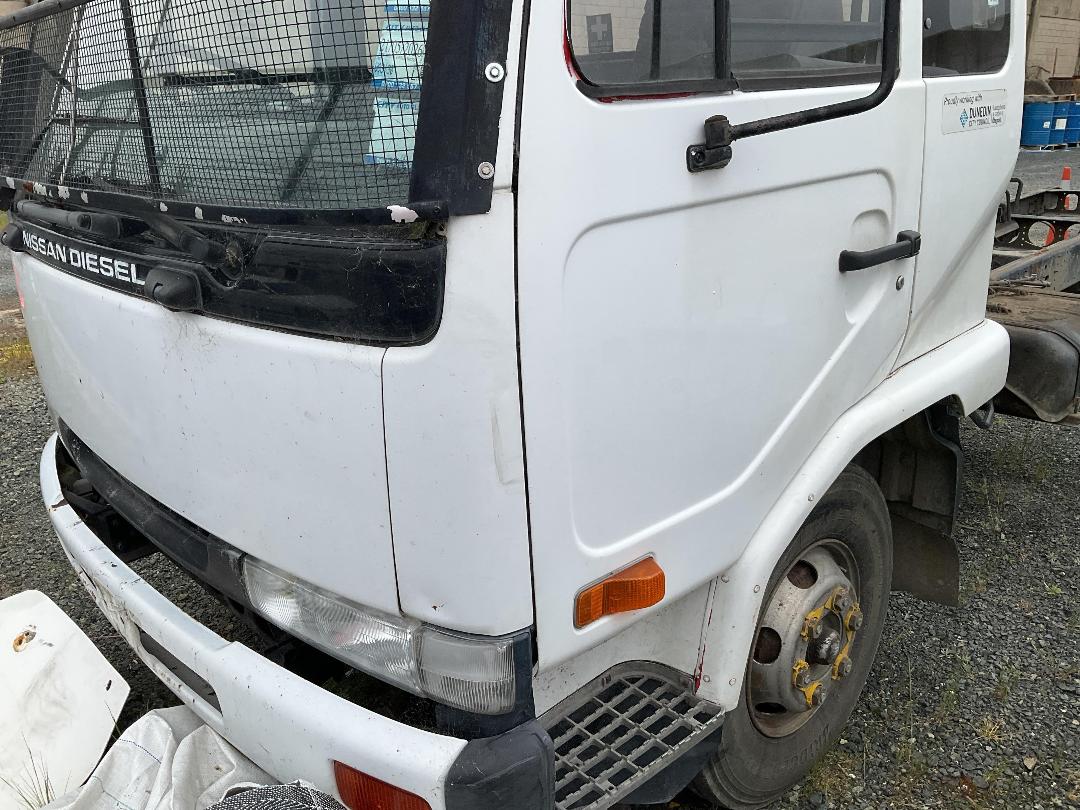 Photo '10' of Nissan Diesel MK205 4X2 Cab Chassis