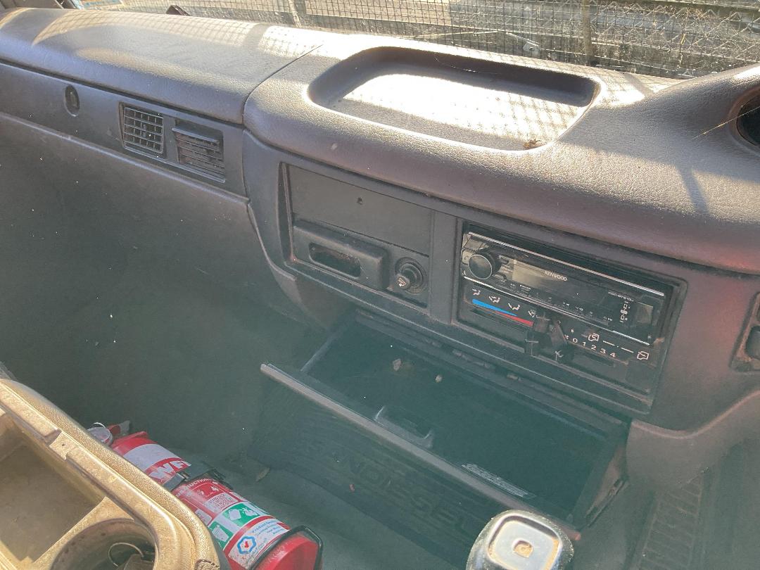 Photo '14' of Nissan Diesel MK205 4X2 Cab Chassis