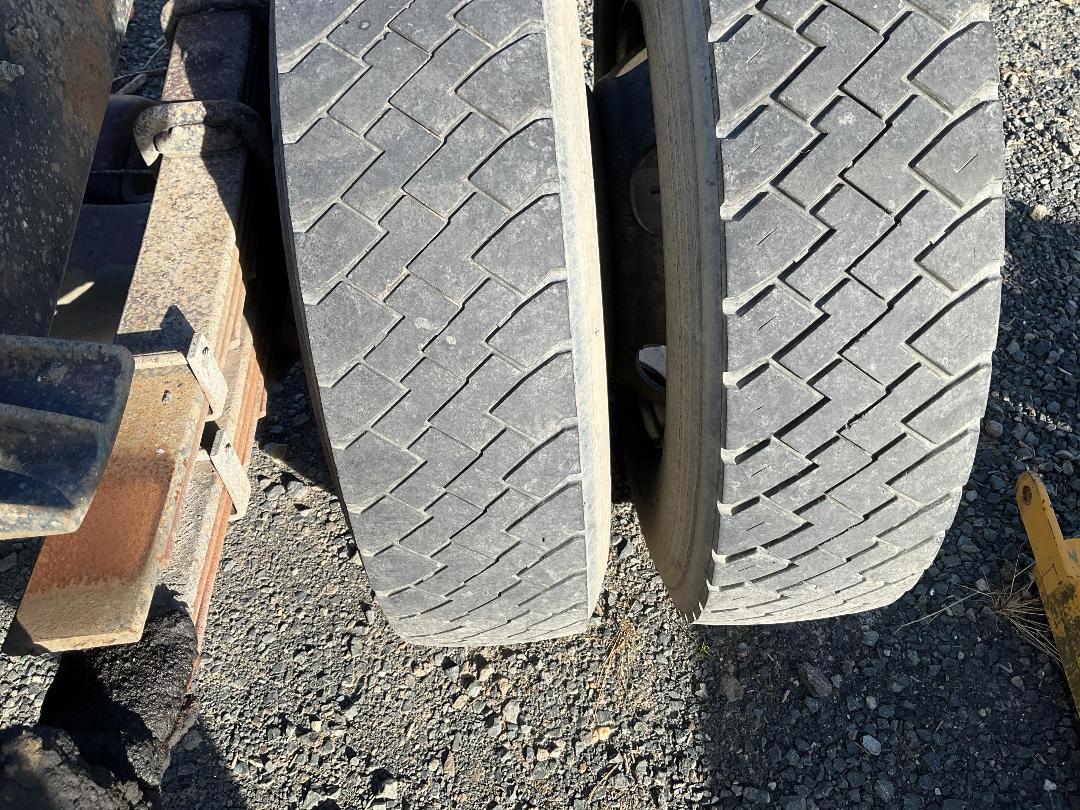 Photo '21' of Nissan Diesel MK205 4X2 Cab Chassis