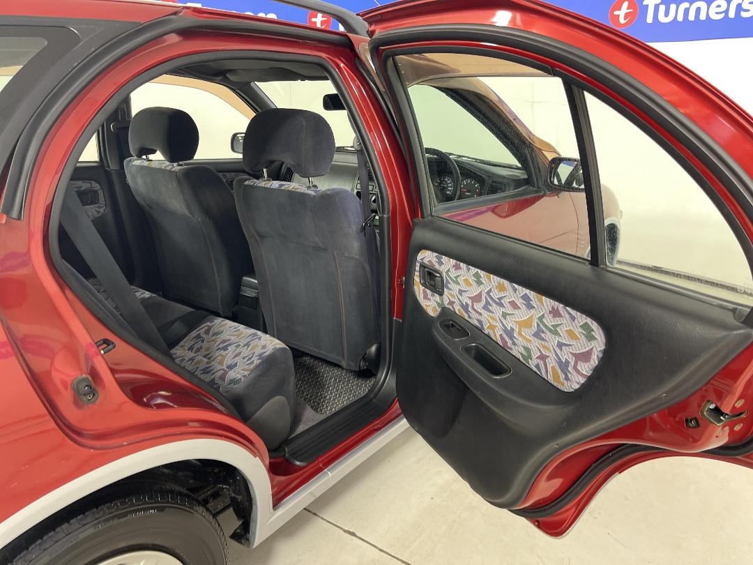 Photo '19' of Nissan Lucino Photo '19' of Nissan Lucino