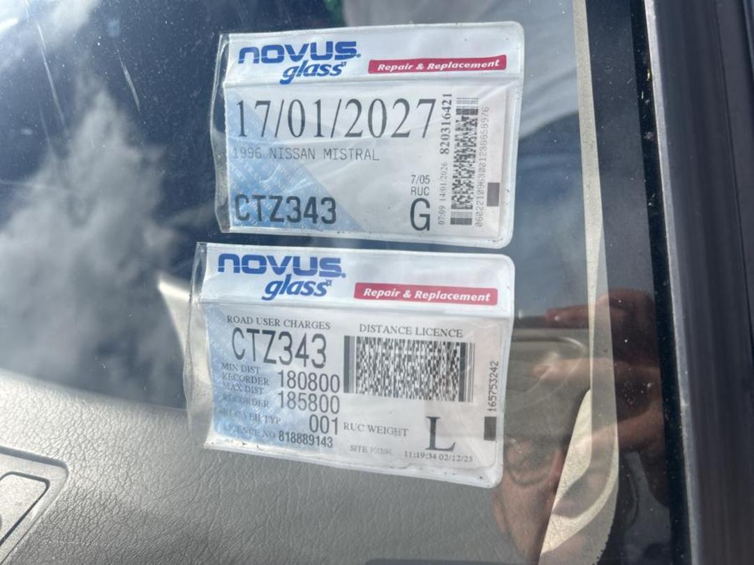 Photo '12' of Nissan Mistral