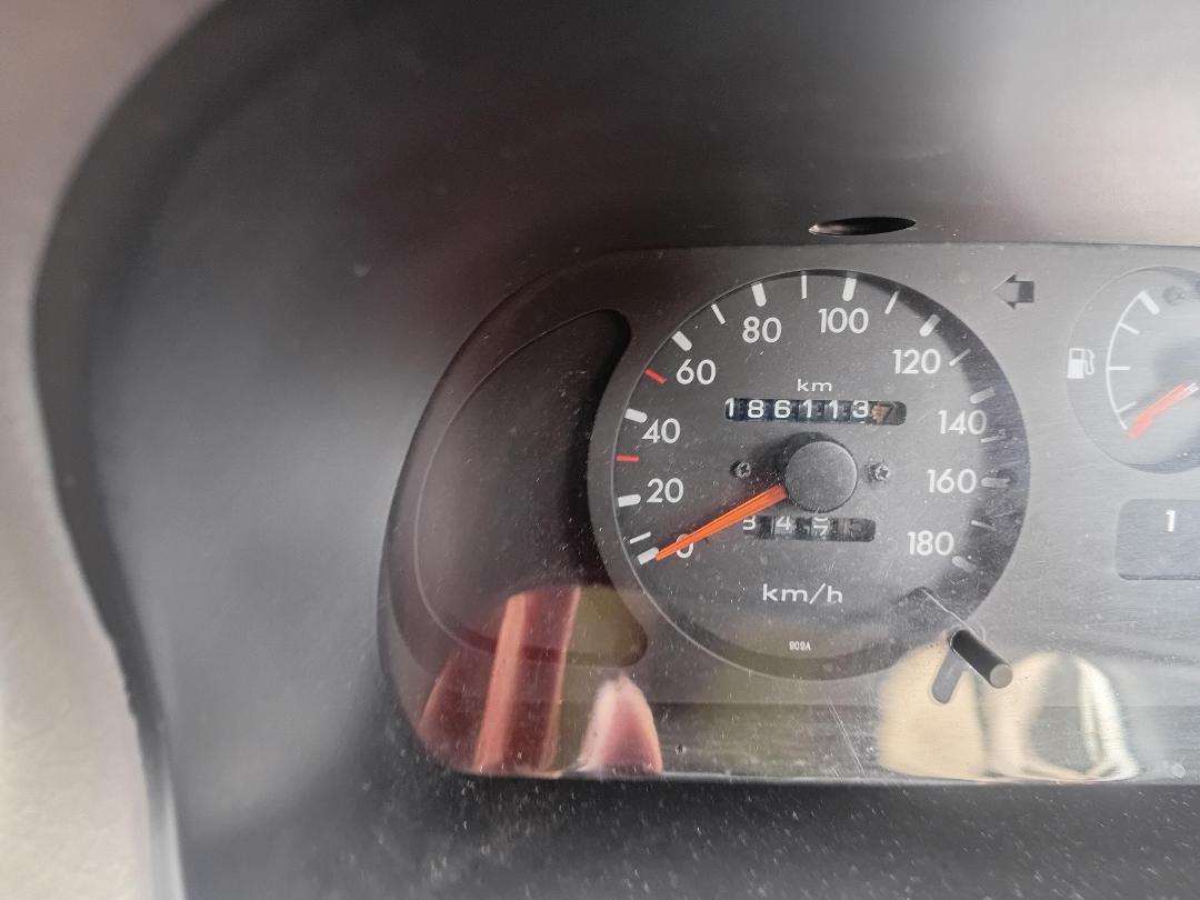 Photo '13' of Nissan Mistral