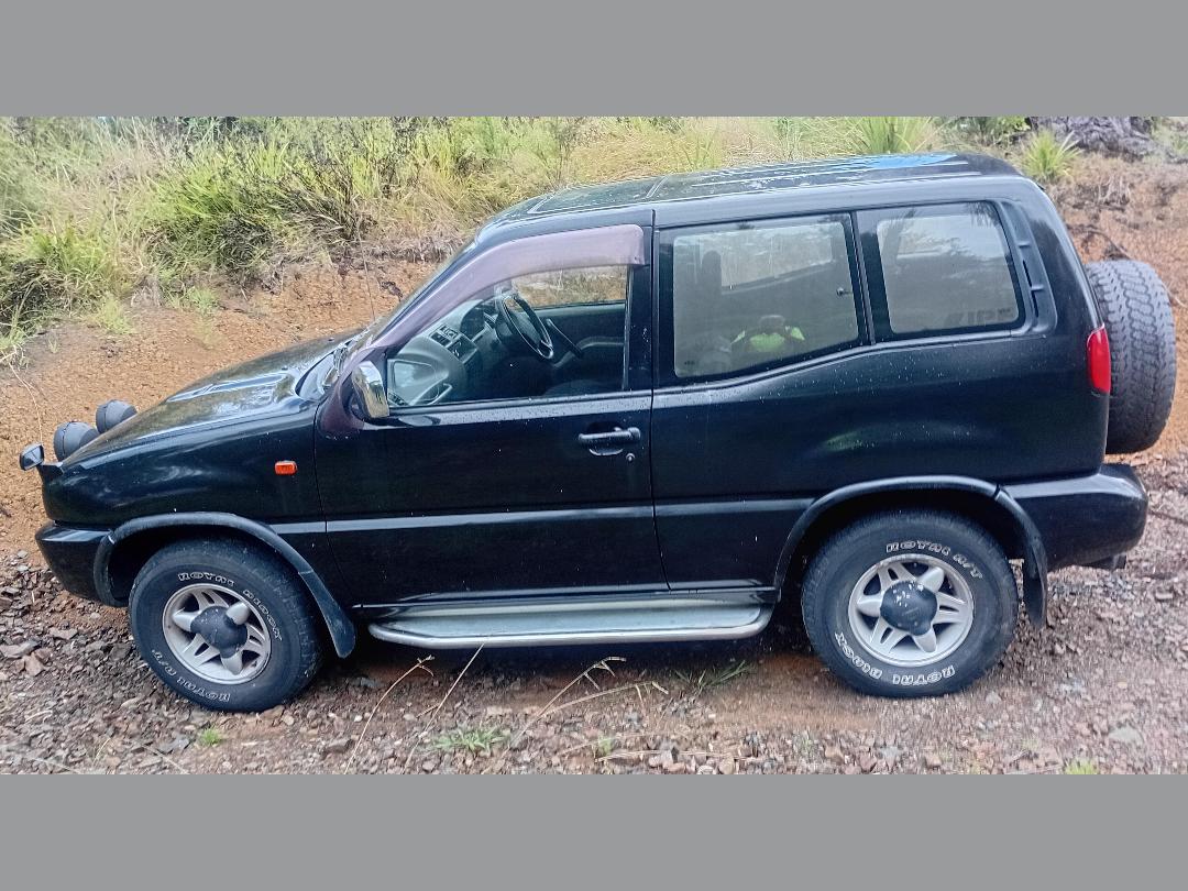 Photo '2' of Nissan Mistral