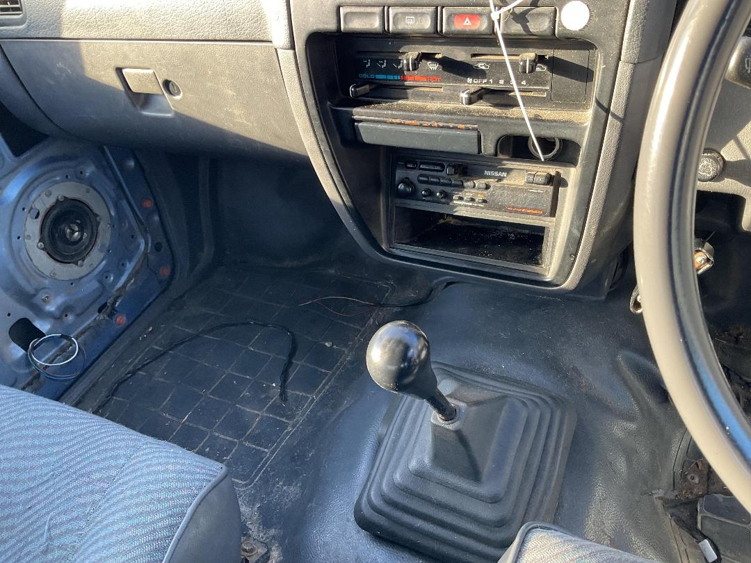 Photo '13' of Nissan Navara D/C W/S