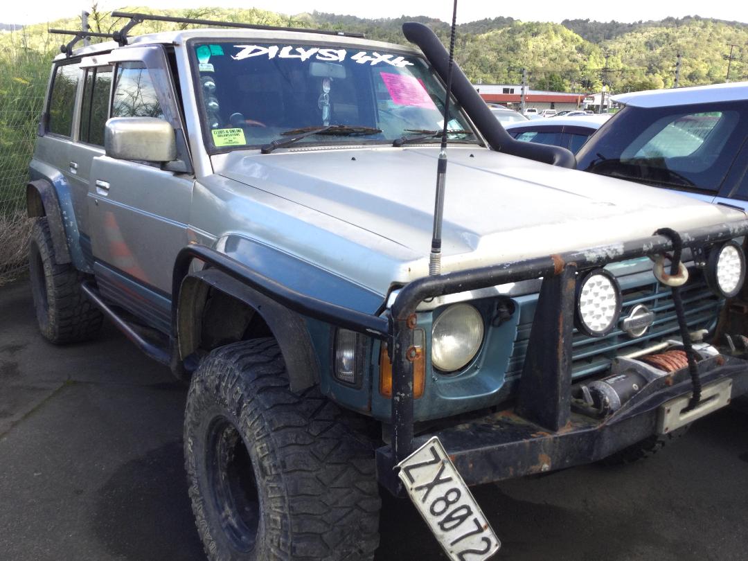 Photo '2' of Nissan Safari Kingsroad