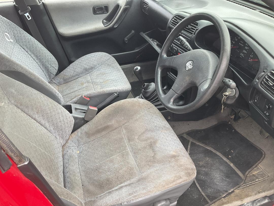 Photo '10' of Nissan Sentra Q Photo '10' of Nissan Sentra Q