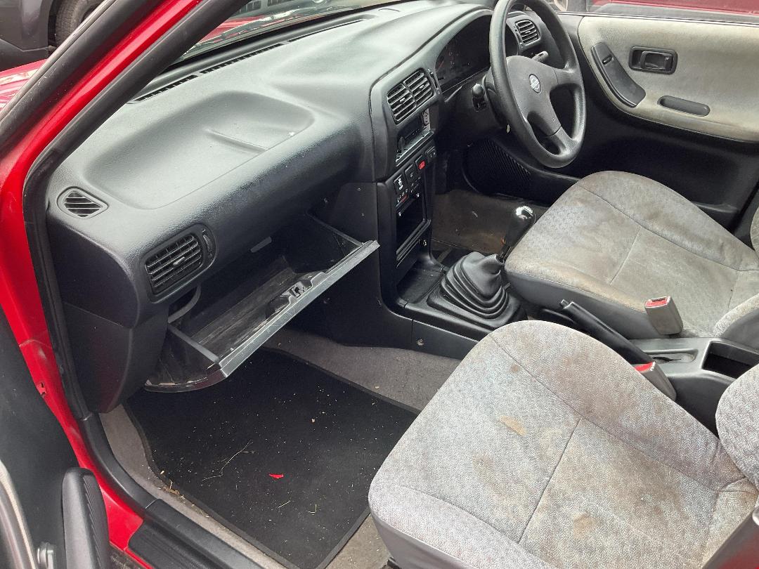 Photo '12' of Nissan Sentra Q Photo '12' of Nissan Sentra Q