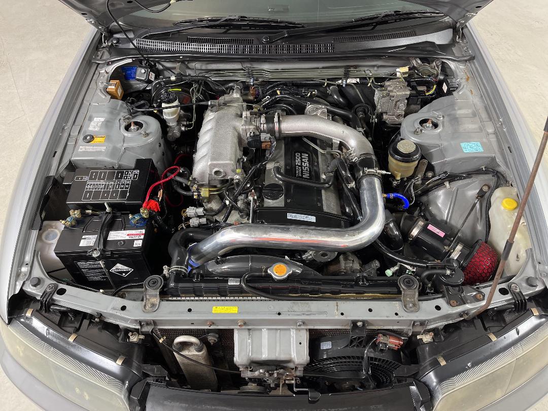 Photo '13' of Nissan Skyline