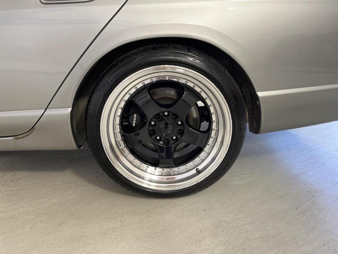 Photo '11' of Nissan Skyline