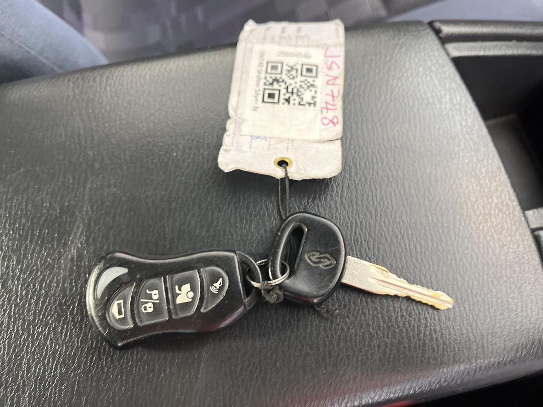 Photo '22' of Nissan Skyline