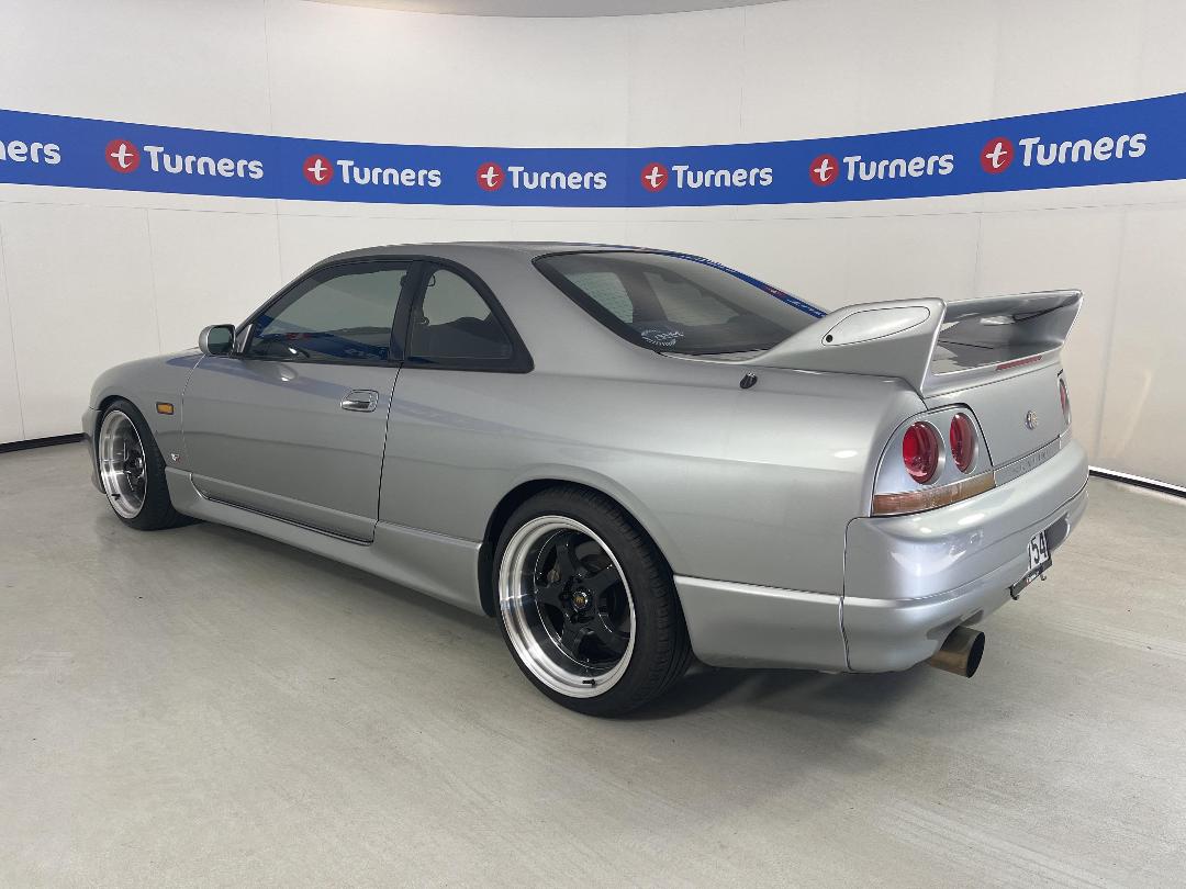 Photo '5' of Nissan Skyline