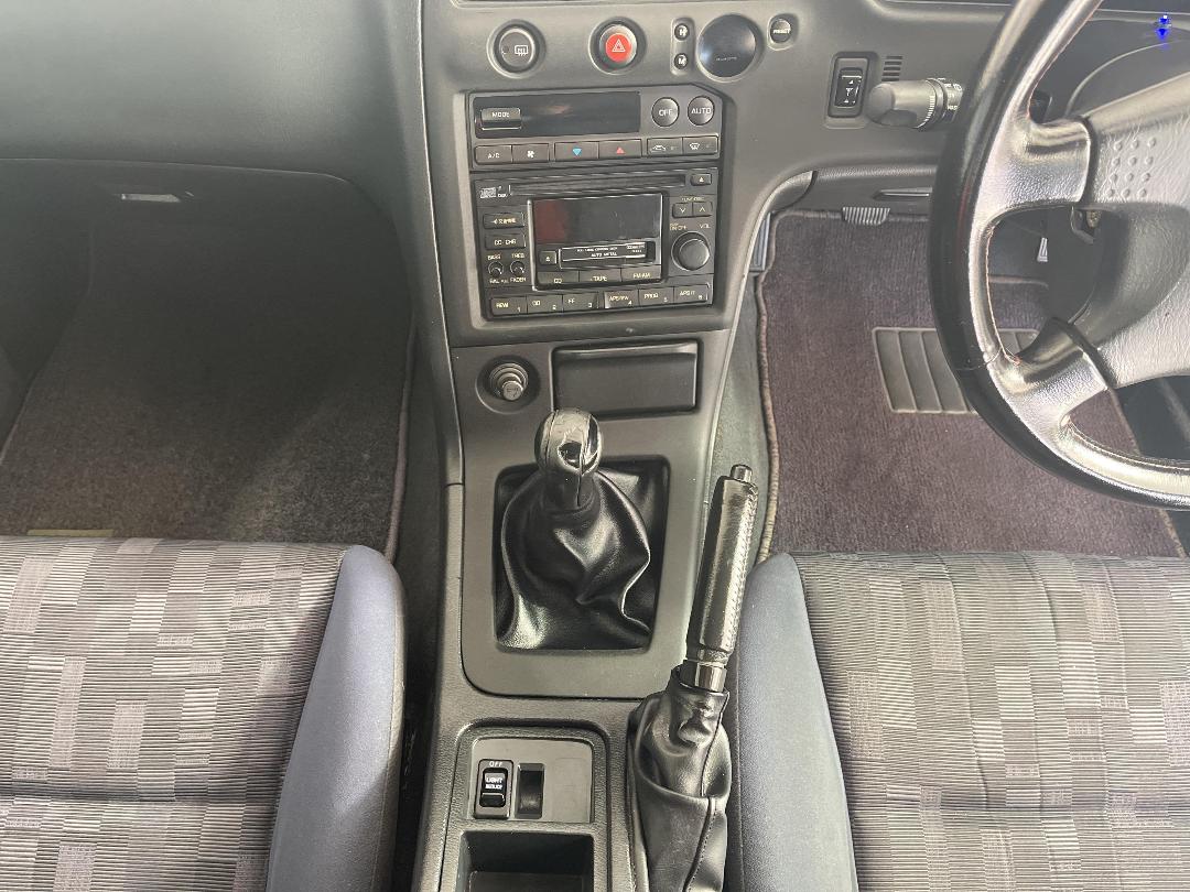 Photo '18' of Nissan Skyline