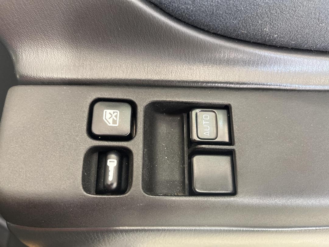 Photo '24' of Nissan Skyline