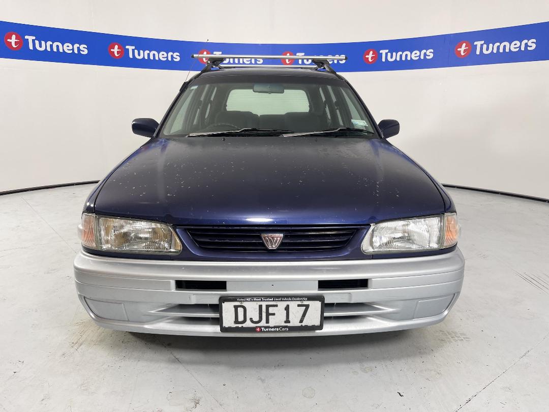 Photo '2' of Nissan Wingroad