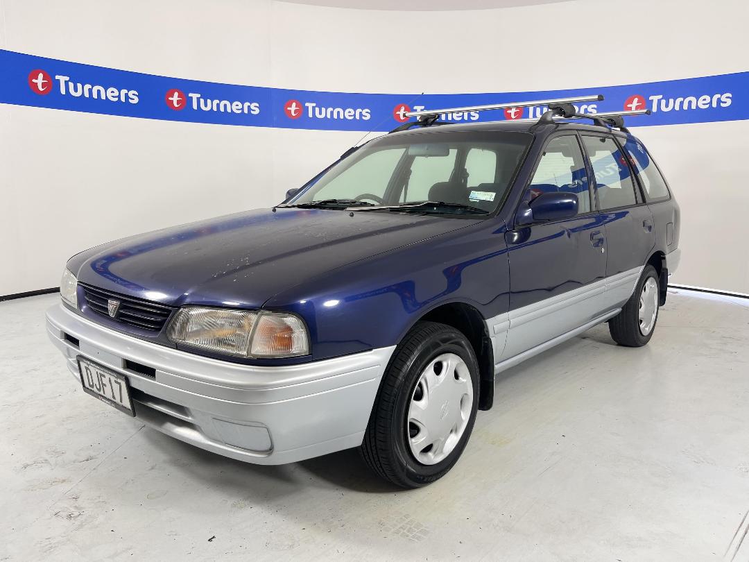 Photo '4' of Nissan Wingroad