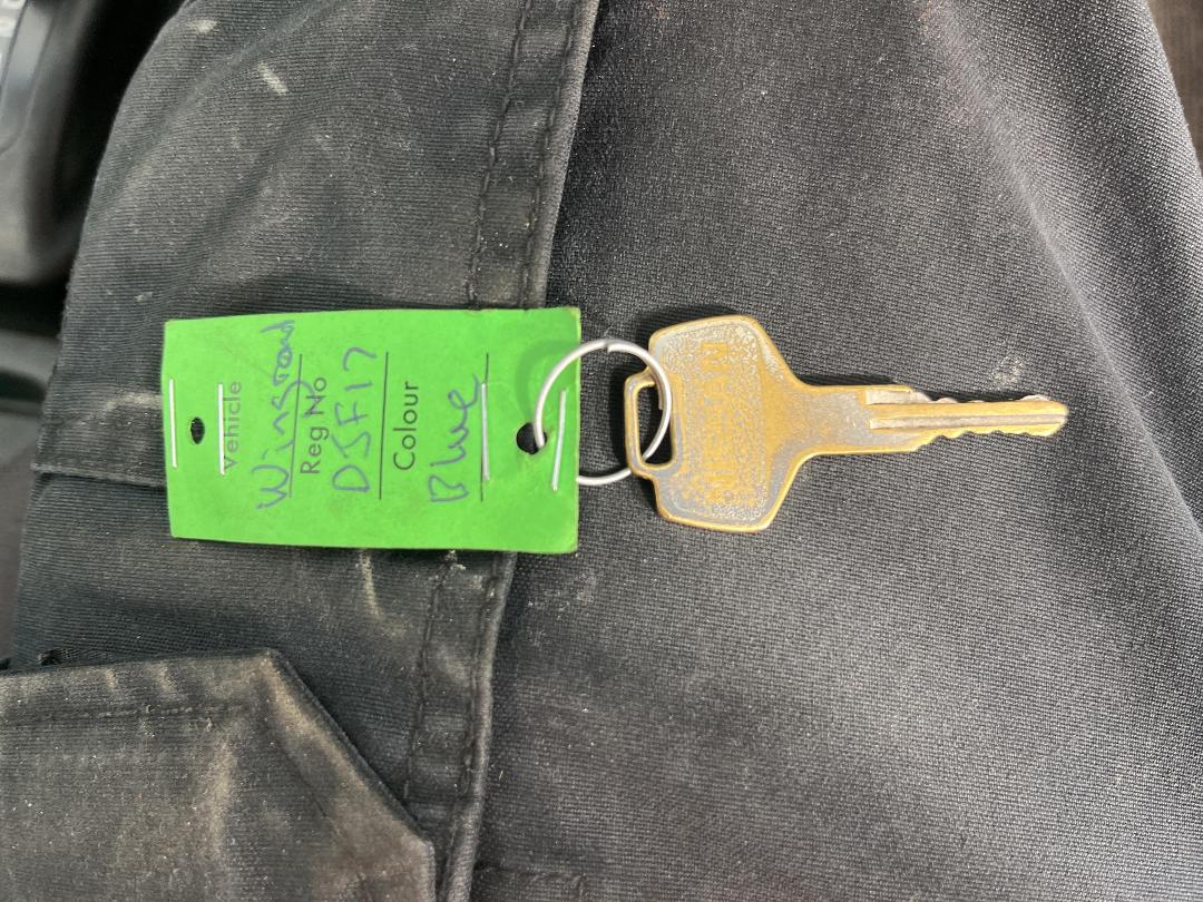 Photo '22' of Nissan Wingroad