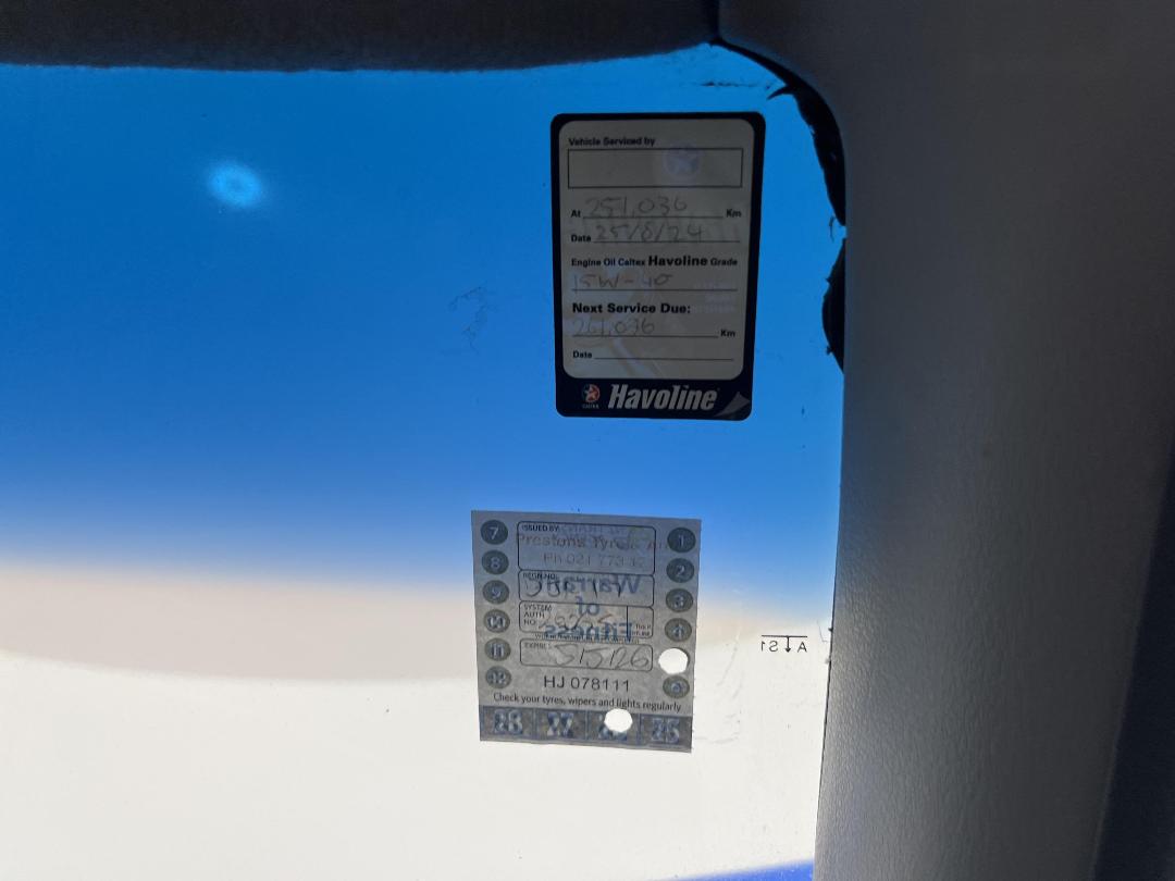 Photo '23' of Nissan Wingroad