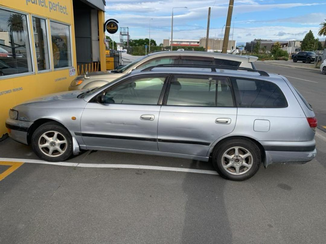 Photo '15' of Toyota Caldina