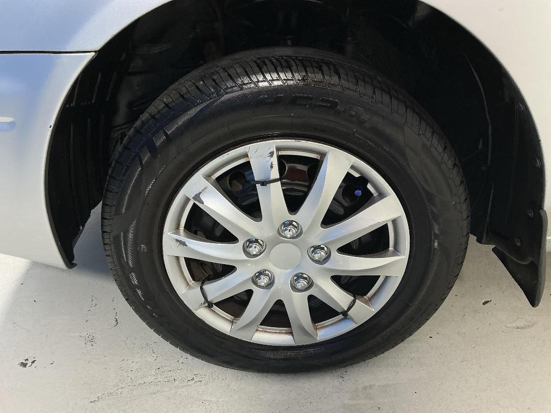 Photo '10' of Toyota Camry Photo '10' of Toyota Camry