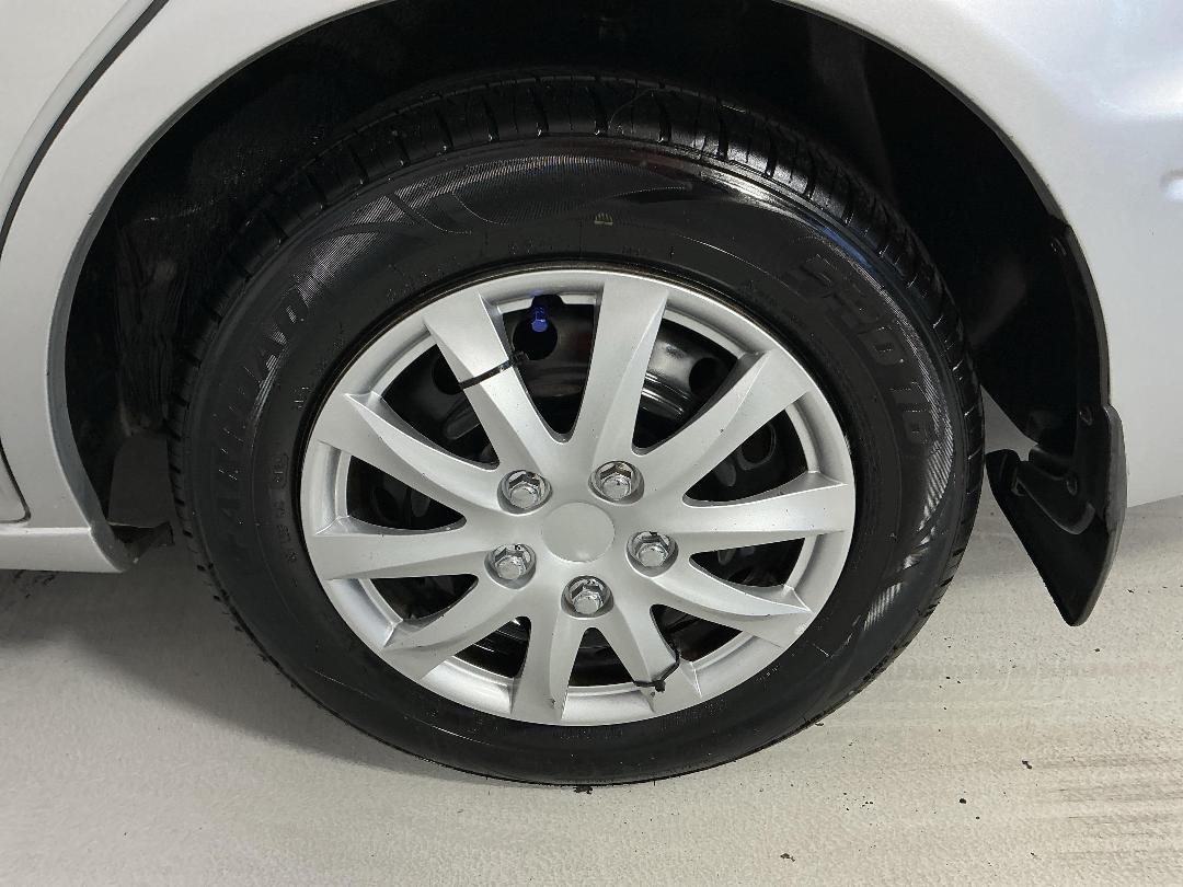 Photo '11' of Toyota Camry Photo '11' of Toyota Camry