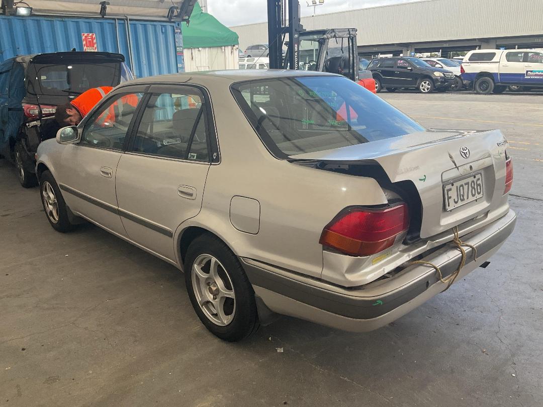 Photo '3' of Toyota Corolla XE-Saloon