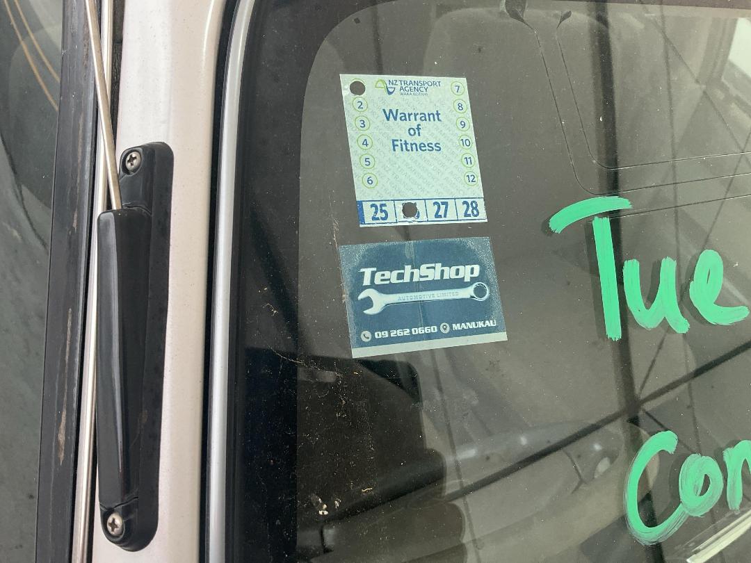 Photo '15' of Toyota Corolla XE-Saloon