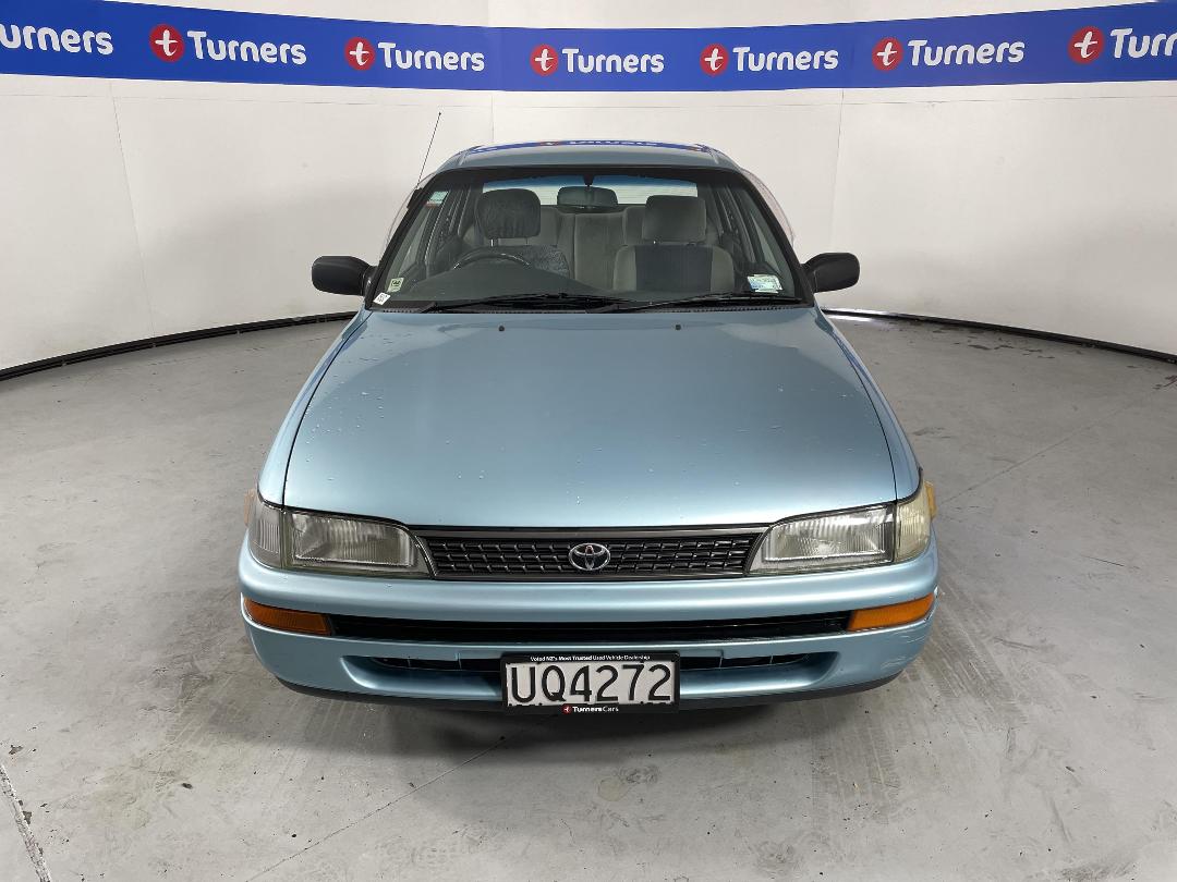 Photo '2' of Toyota Corolla