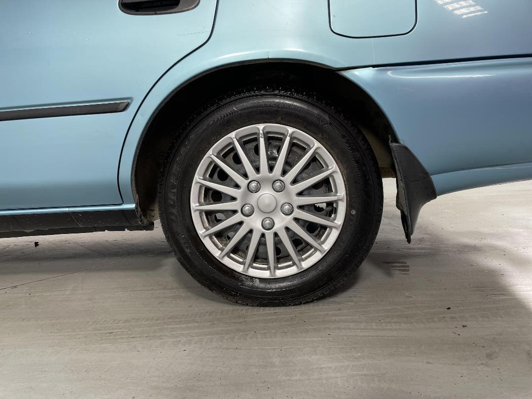 Photo '11' of Toyota Corolla