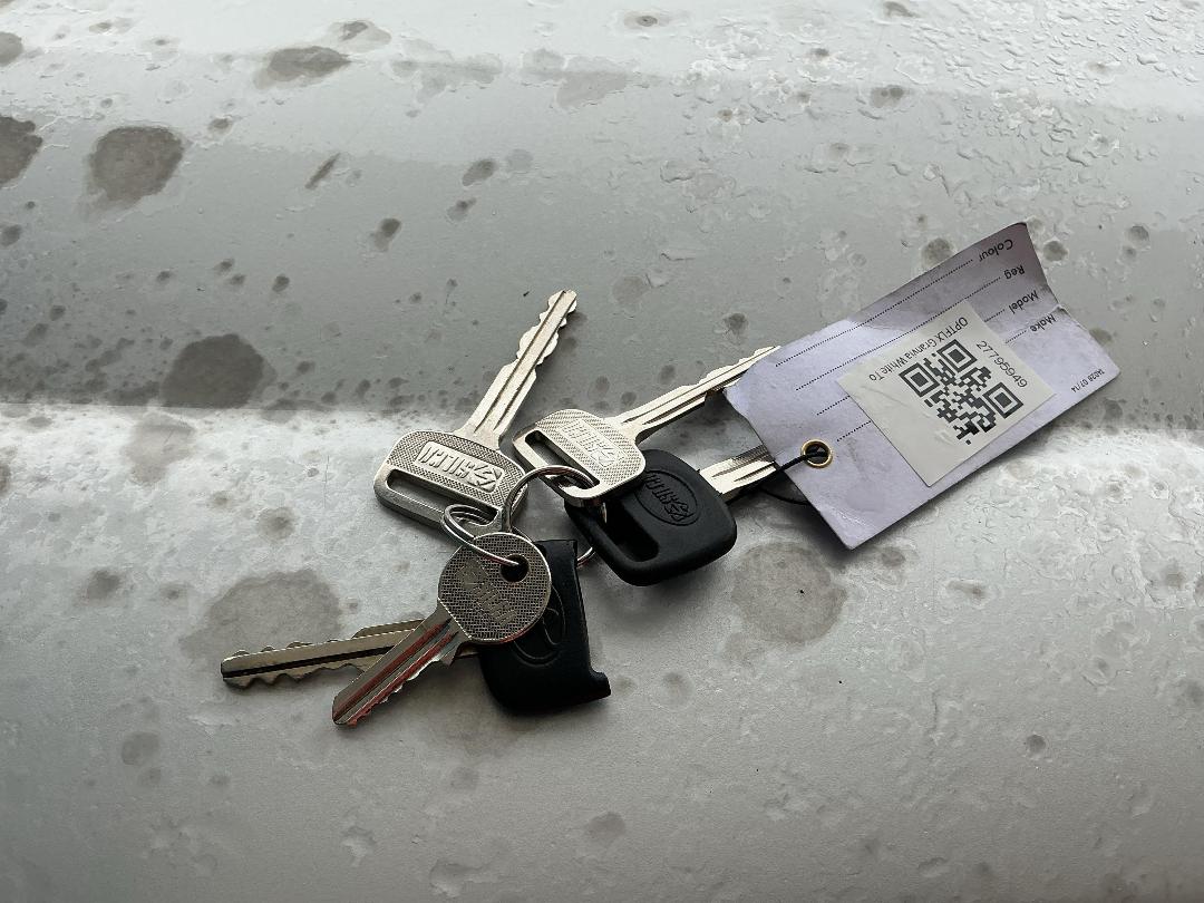 Photo '17' of Toyota Granvia Photo '17' of Toyota Granvia