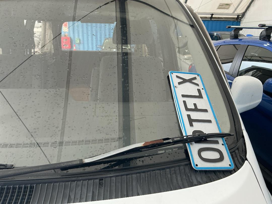 Photo '19' of Toyota Granvia Photo '19' of Toyota Granvia