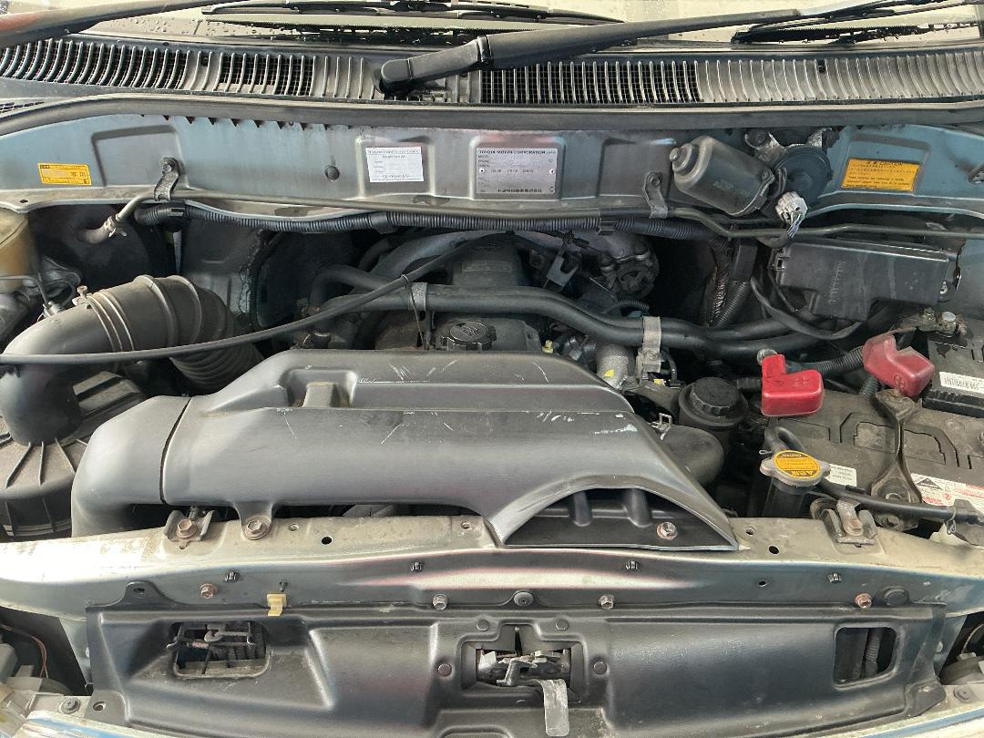 Photo '20' of Toyota Granvia Photo '20' of Toyota Granvia