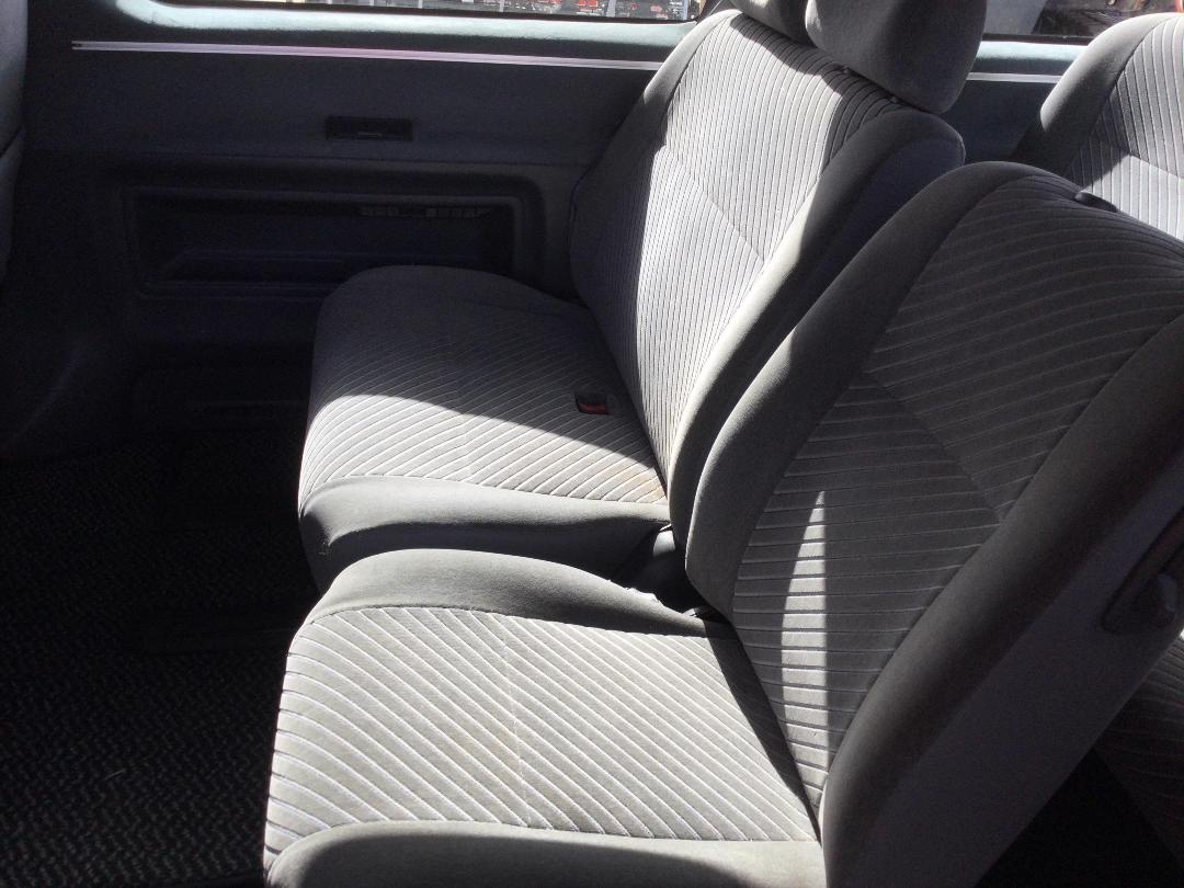 Photo '17' of Toyota Granvia Photo '17' of Toyota Granvia